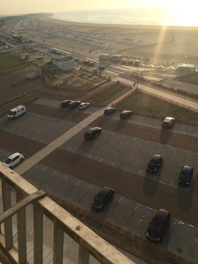 Apartament Royal Seavieuw Calais Zewnętrze zdjęcie